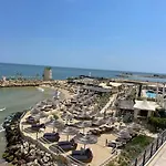 Apartment Carpe Explorer Saints Constantine and Helena