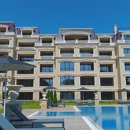 Apartment Carpe Explorer